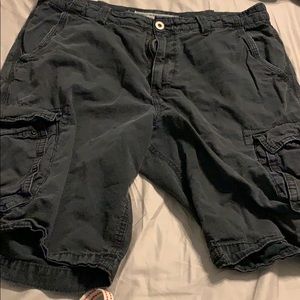 American eagle cargo shorts